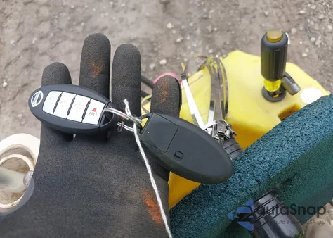 2021 Nissan Kicks Sv Xtronic Cvt z USA, uszkodzony, nr VIN 3N1CP5CV4ML557339